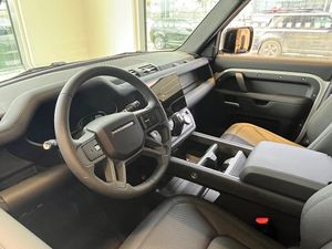 Land Rover Defender bild 6