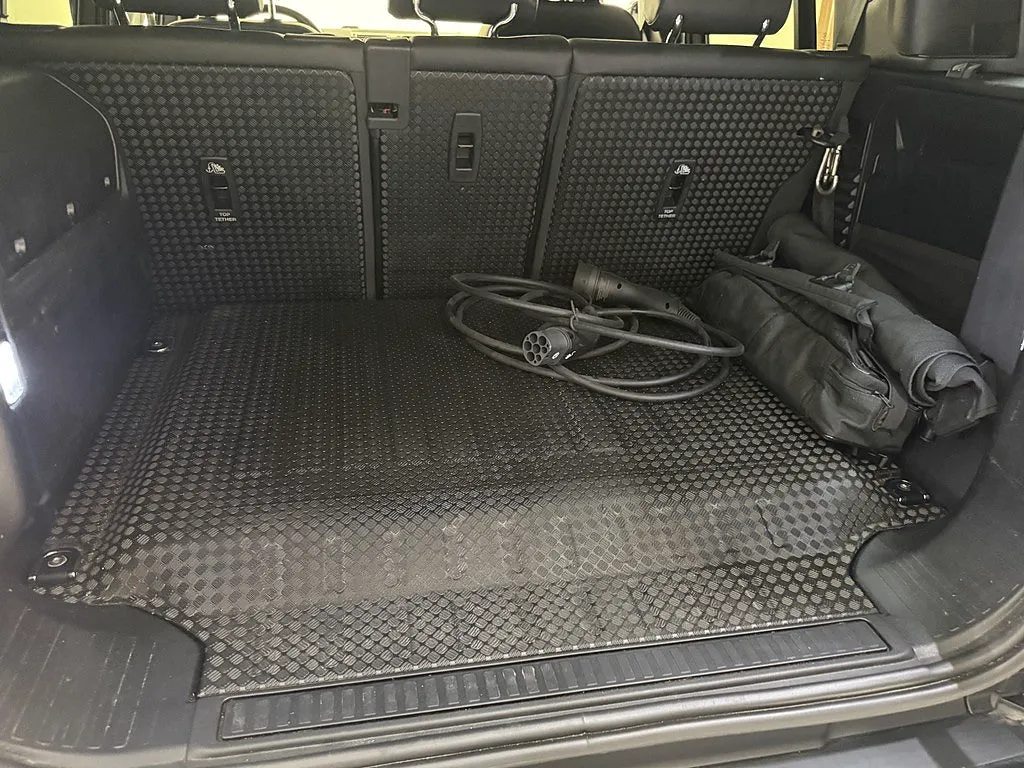 Vehicle image 21
