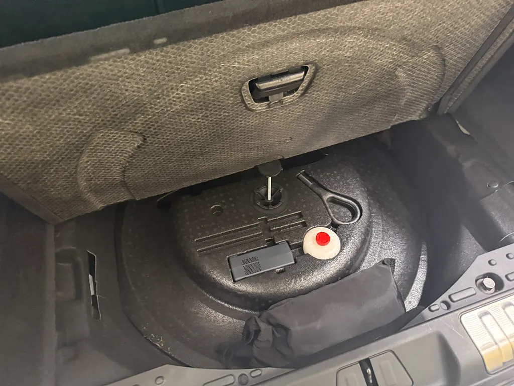 Vehicle image 22