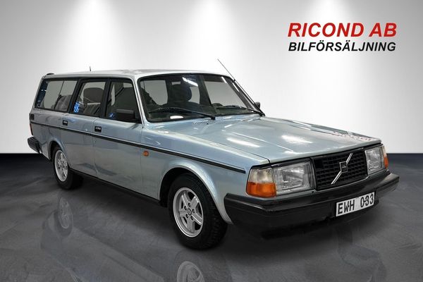 Volvo 245 GL R-Sport Förgasar Turbo 2.3 Manuell 4 växlar + OD - 1982
