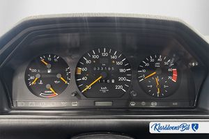 Mercedes 230 bild 9