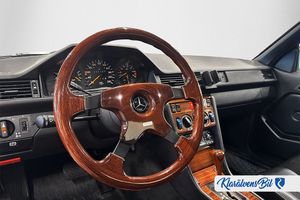 Mercedes 230 bild 6