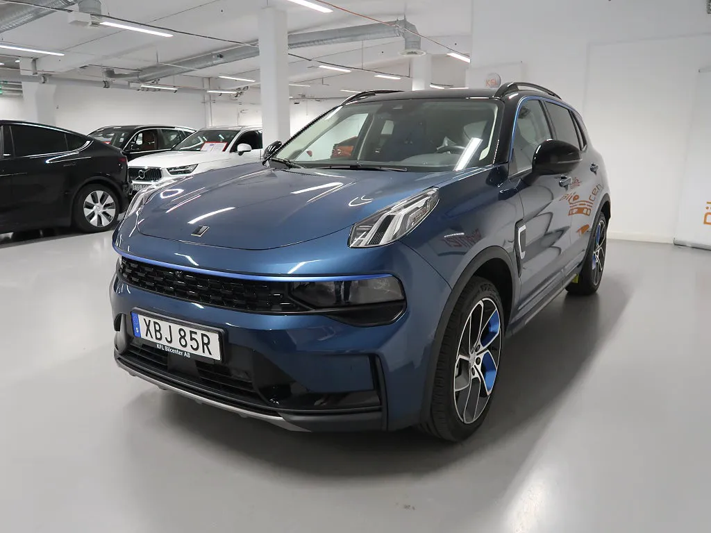 Vehicle image 8