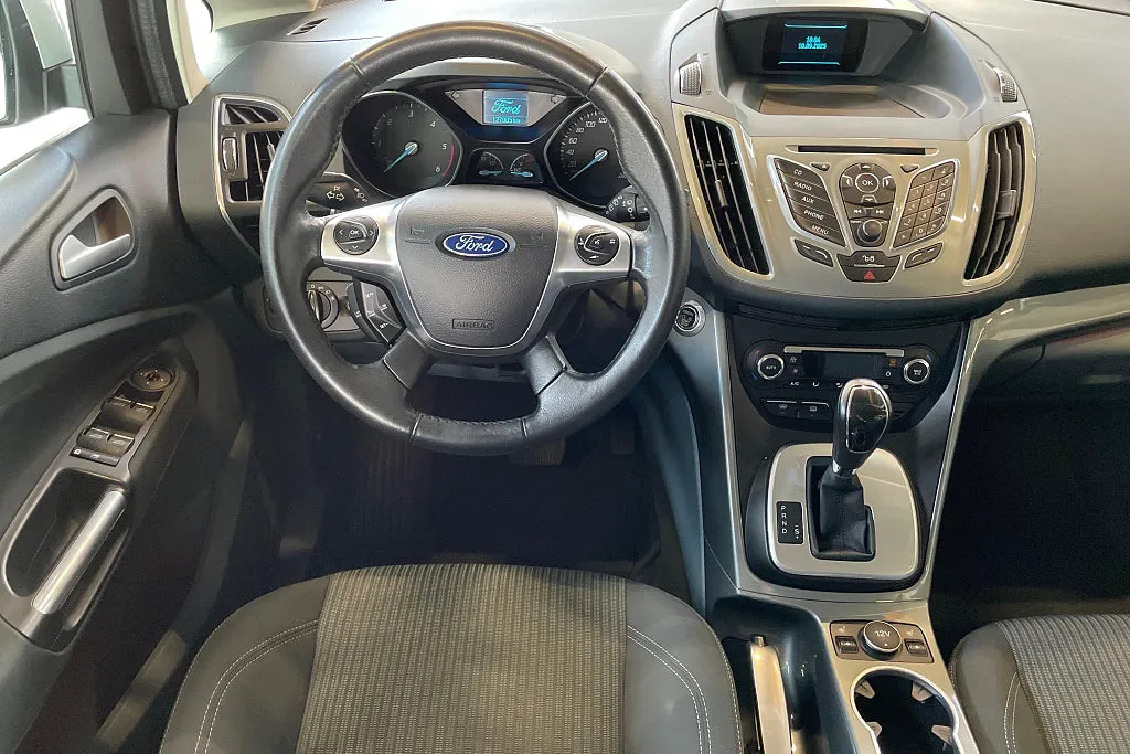 Vehicle image 14