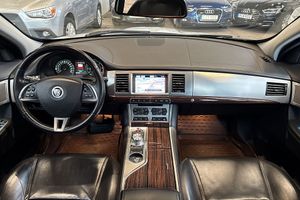 Jaguar XF bild 15