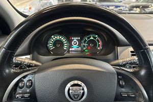 Jaguar XF bild 17