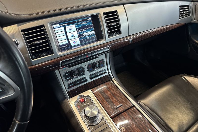 Jaguar XF bild 19