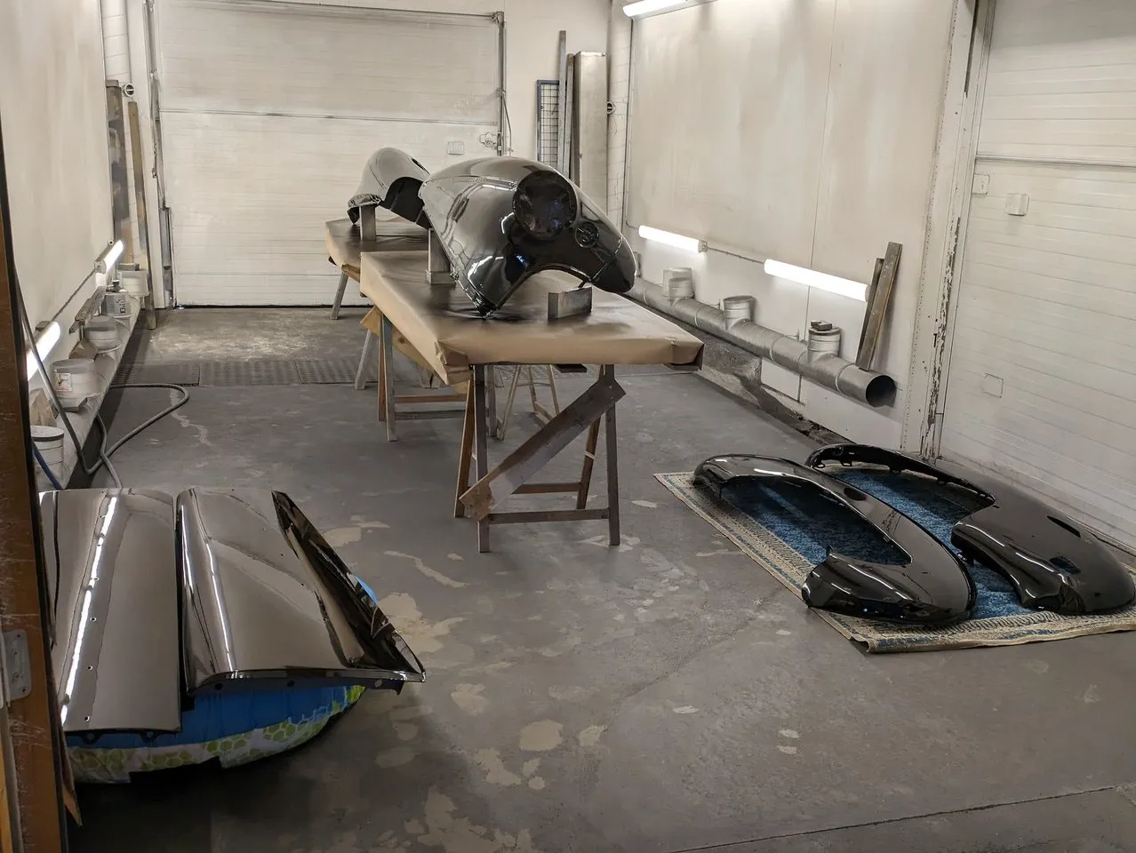 Vehicle image 32