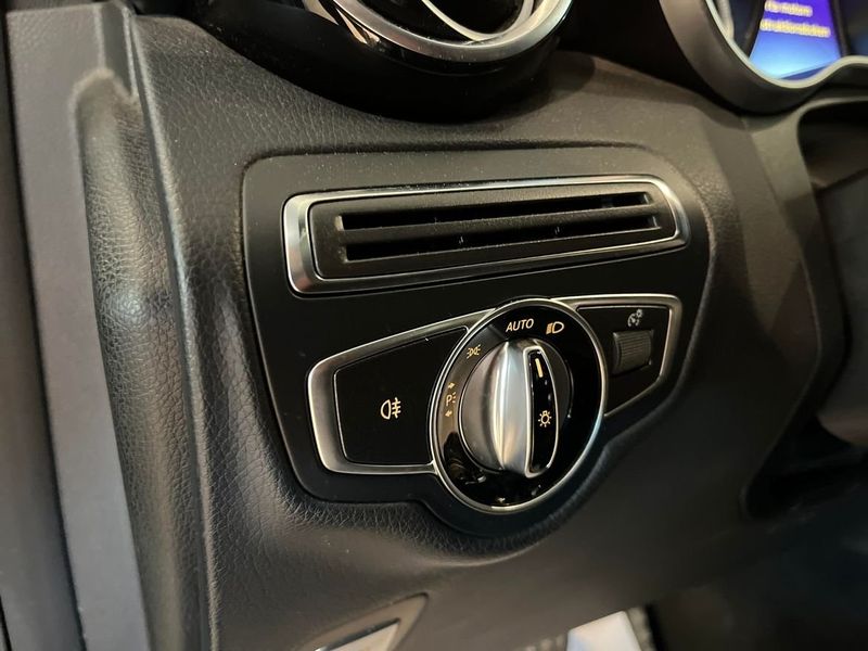 Mercedes GLC250 bild 21