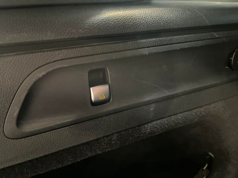 Mercedes GLC250 bild 13