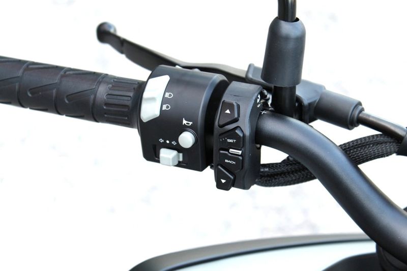 CFMOTO 125 NK bild 11