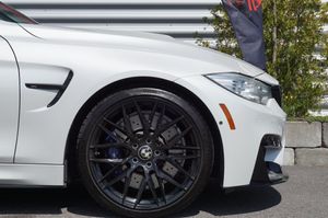 BMW M4 bild 10