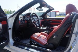 BMW M4 bild 16