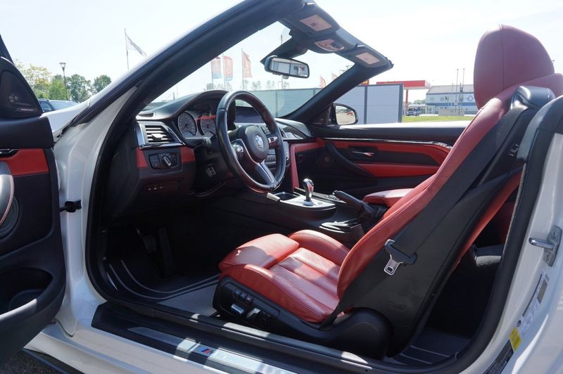 BMW M4 bild 16