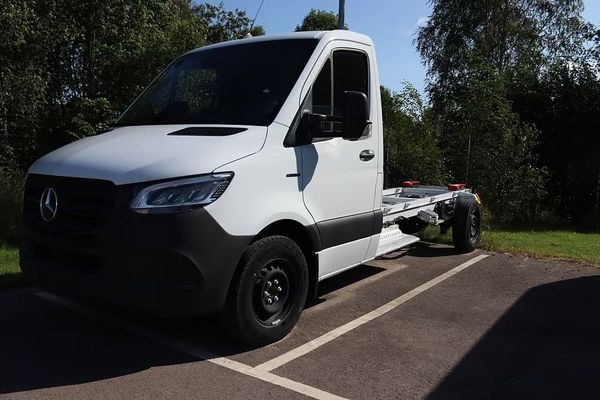 Mercedes e-Sprinter 420 Chassi 113 kWh Lagerbil - 2026