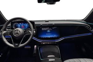 Mercedes E300 bild 8