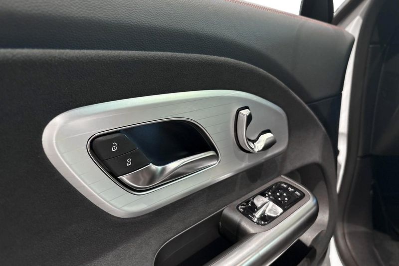 Mercedes CLA250 bild 13