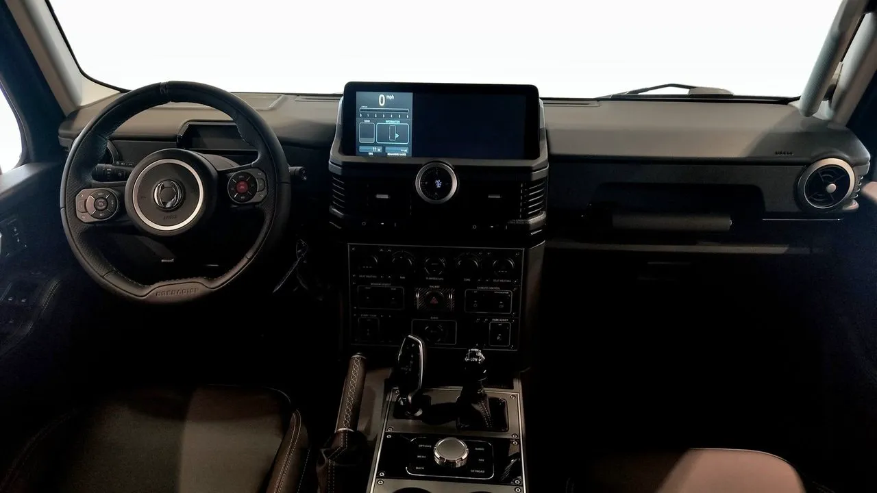Vehicle image 3