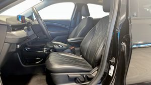 Ford Mustang Mach-E bild 12
