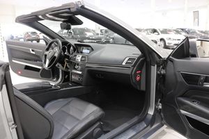 Mercedes E220 bild 16