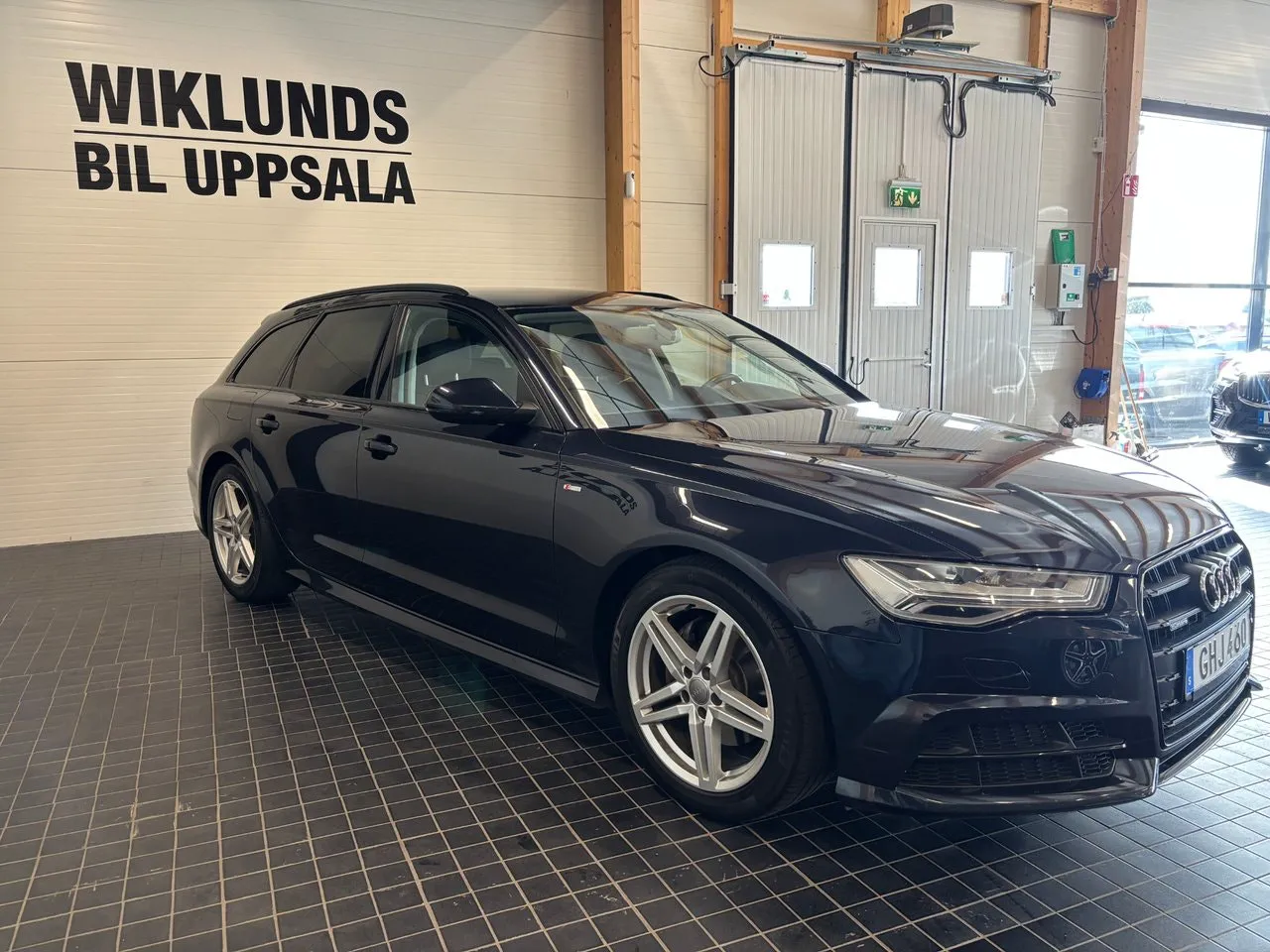 Vehicle image 2