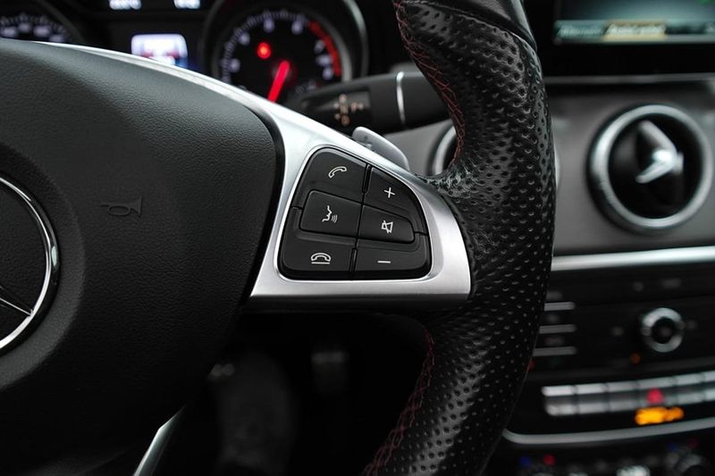 Mercedes CLA200 bild 13