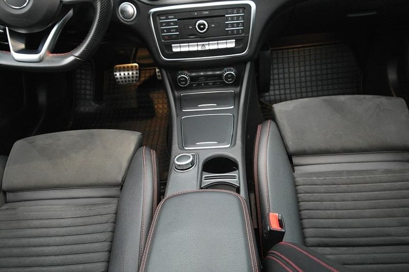 Mercedes CLA200 bild 9