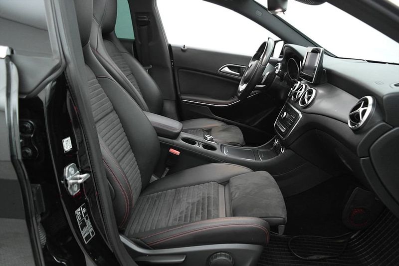 Mercedes CLA200 bild 16