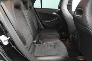 Mercedes CLA200 bild 18
