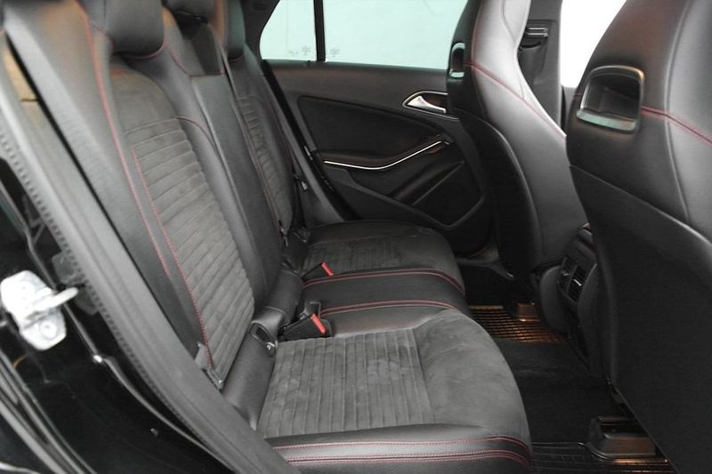 Mercedes CLA200 bild 18