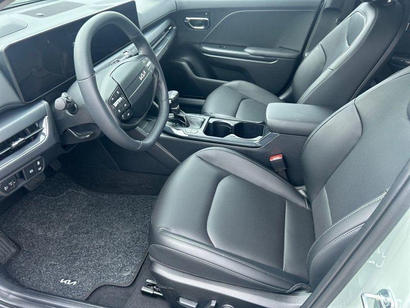 Kia K4 bild 8