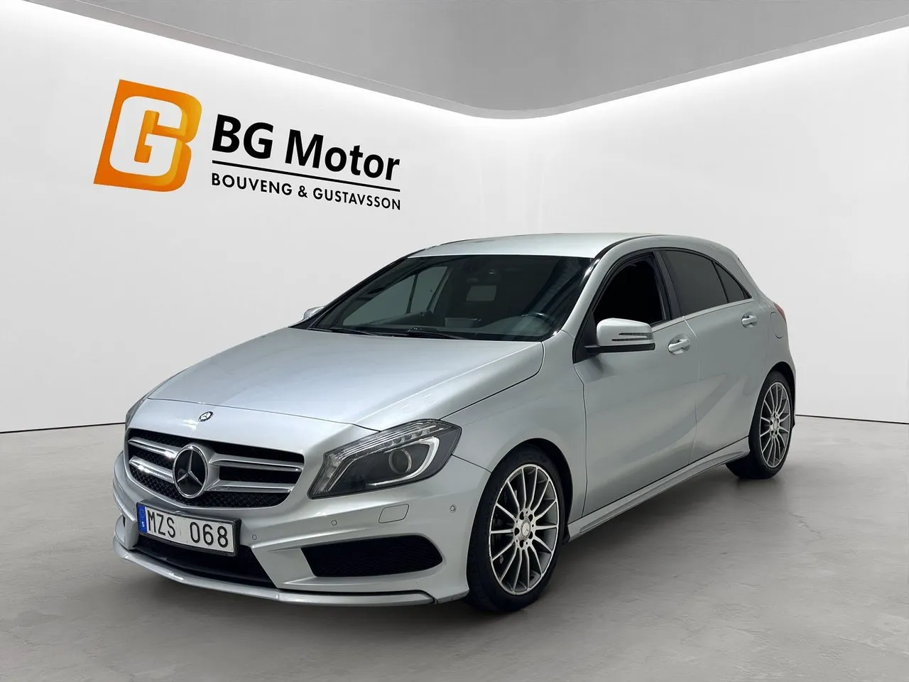 Vehicle image 7