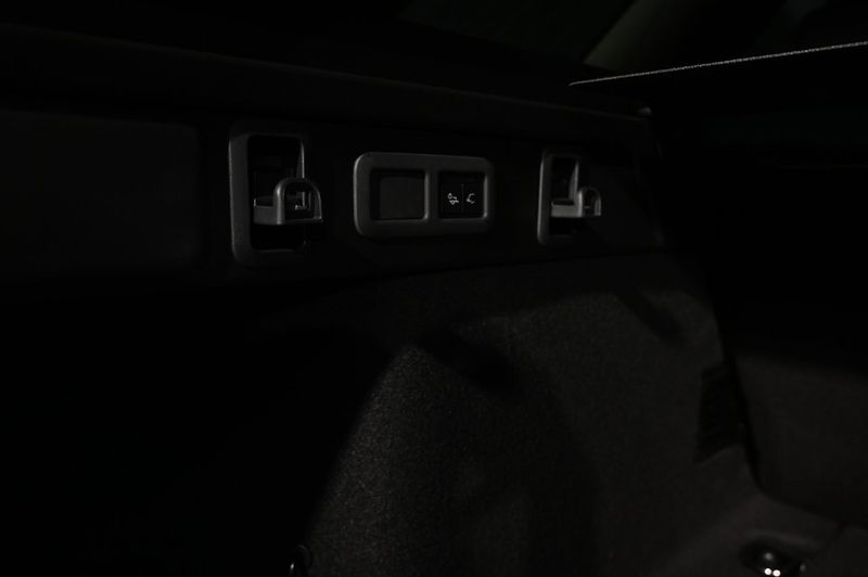 Land Rover Range Rover Velar bild 19