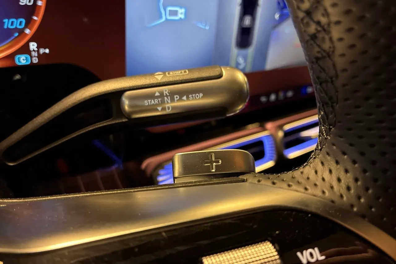 Vehicle image 21