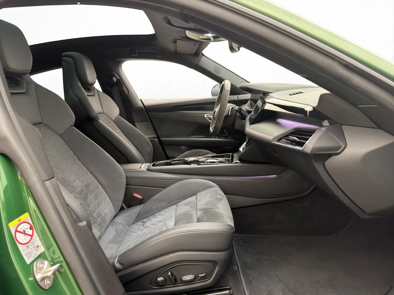 Vehicle image 35
