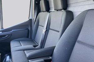 Mercedes e-Sprinter bild 9