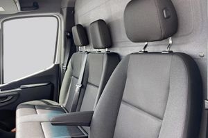 Mercedes e-Sprinter bild 9