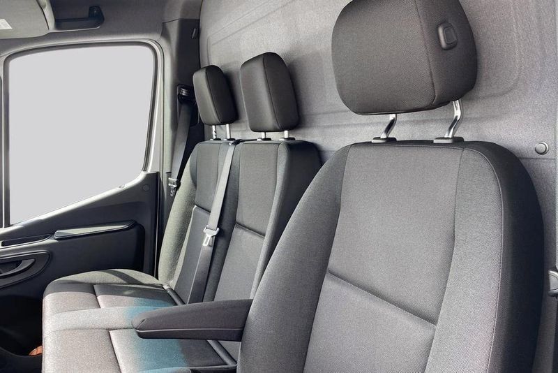 Mercedes e-Sprinter bild 9