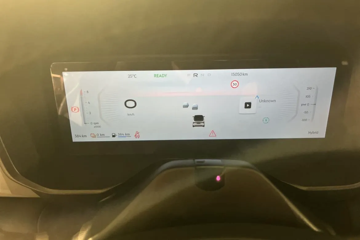 Vehicle image 16