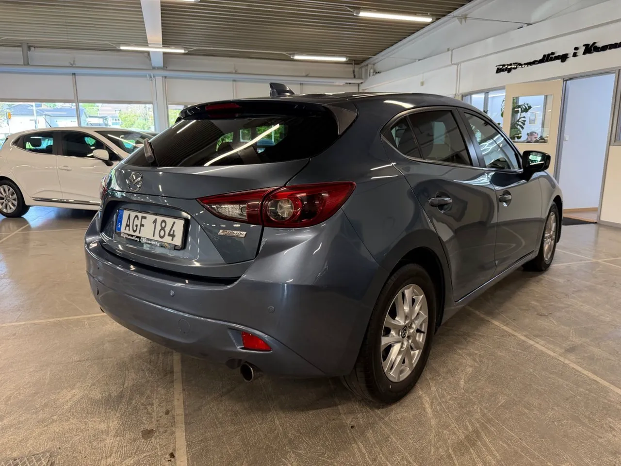Vehicle image 2