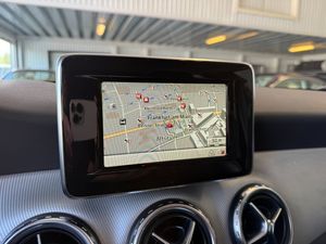 Mercedes GLA220 bild 16
