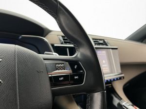 DS 7 Crossback bild 17