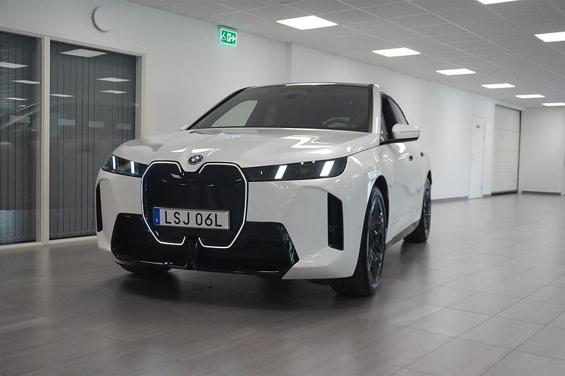 BMW iX bild 2