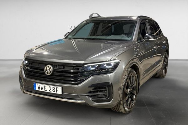 Volkswagen Touareg 4.0 V8 TDI 421 HK AUT 4M R-LINE PANO D-VÄRM DRAG HUD - 2020