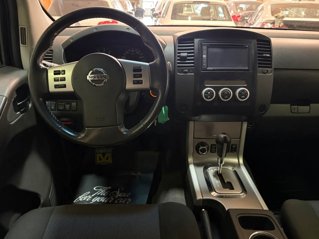 Vehicle image 9