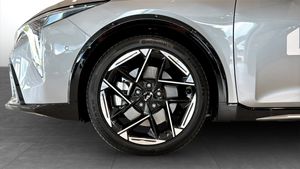 Kia K4 bild 9