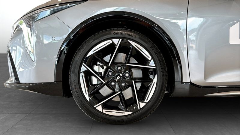 Kia K4 bild 9