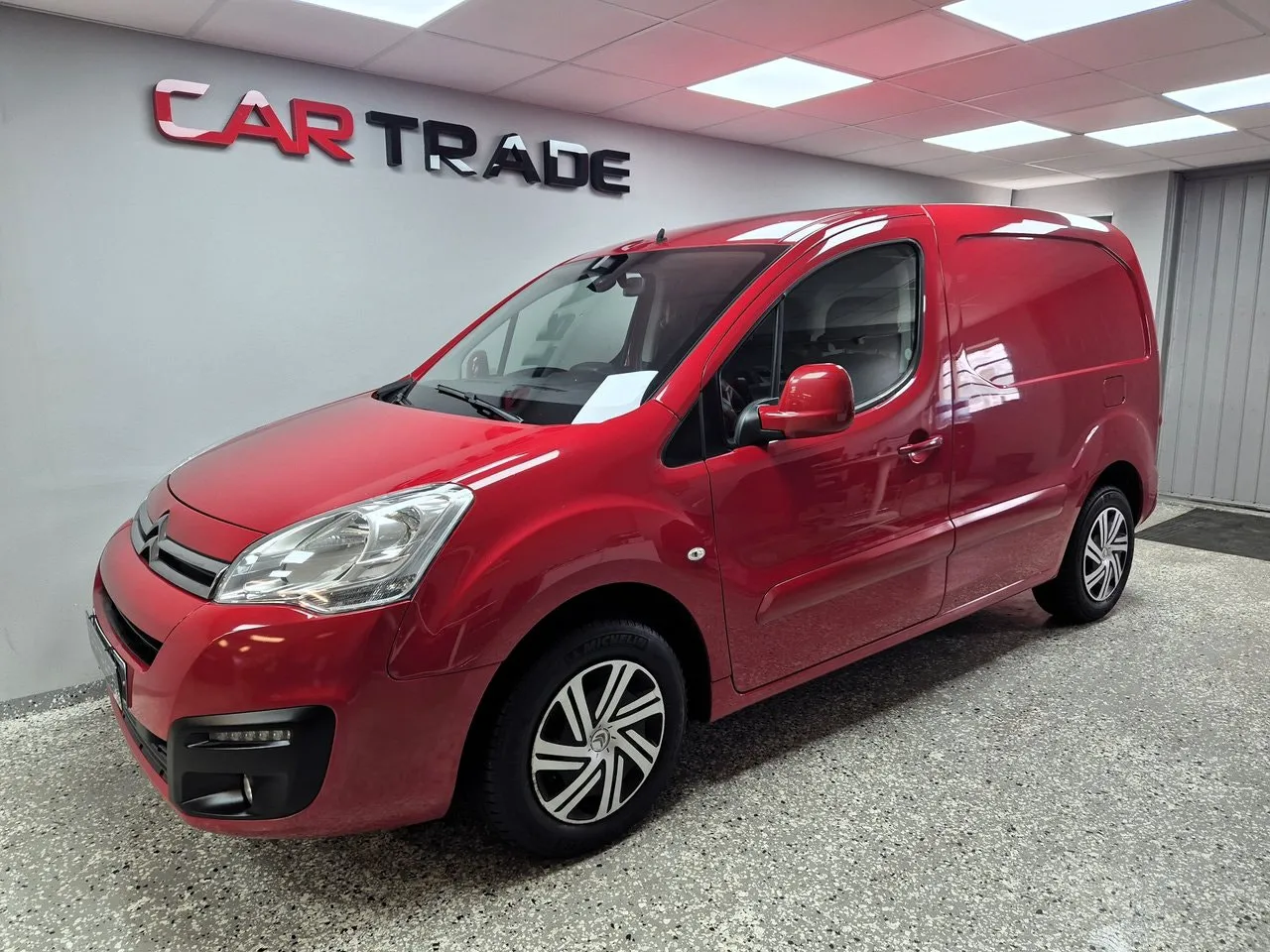 Vehicle image 1