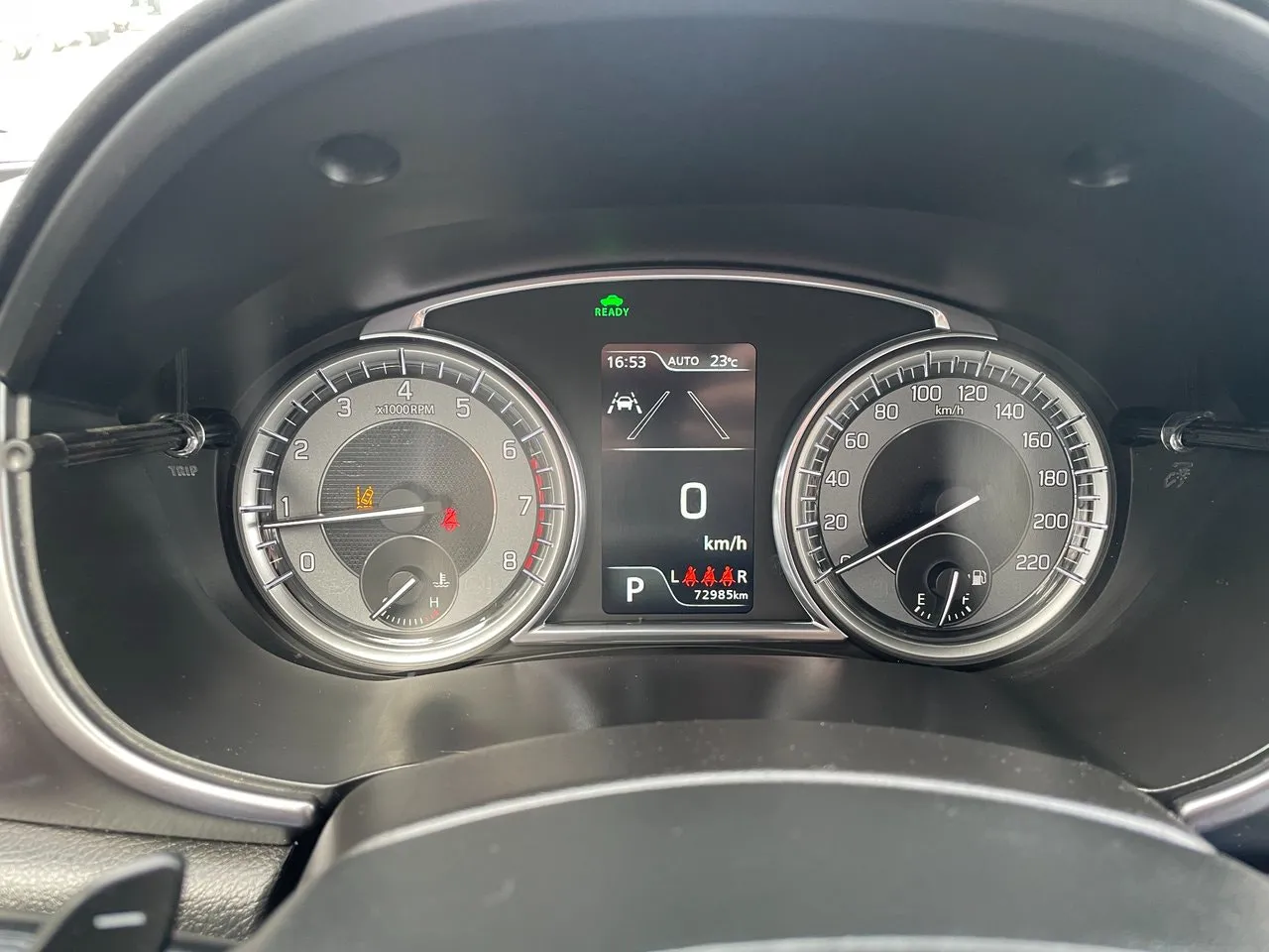 Vehicle image 14