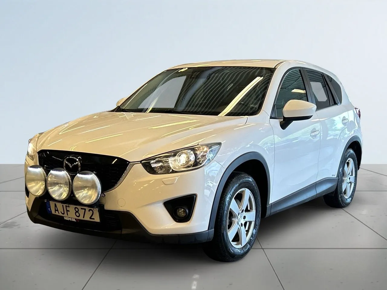 Vehicle image 15